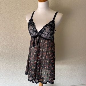 Vintage whimsical floral slip nightie dress with lace trim and bow detail 1X